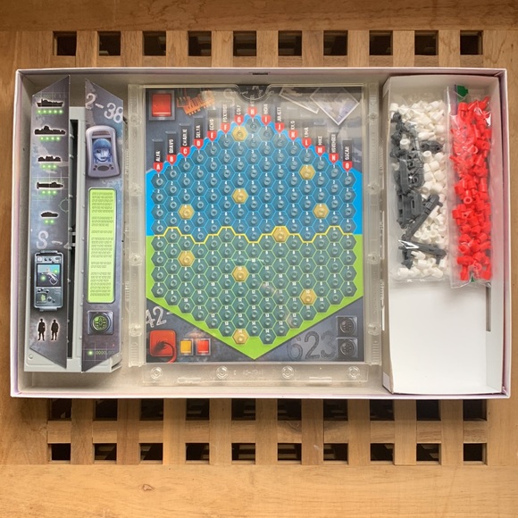 Battleship - The Tactile Combat Game - Picture 9 of 16
